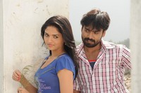 Pandi Oli Perukki Nilayam Movie Stills